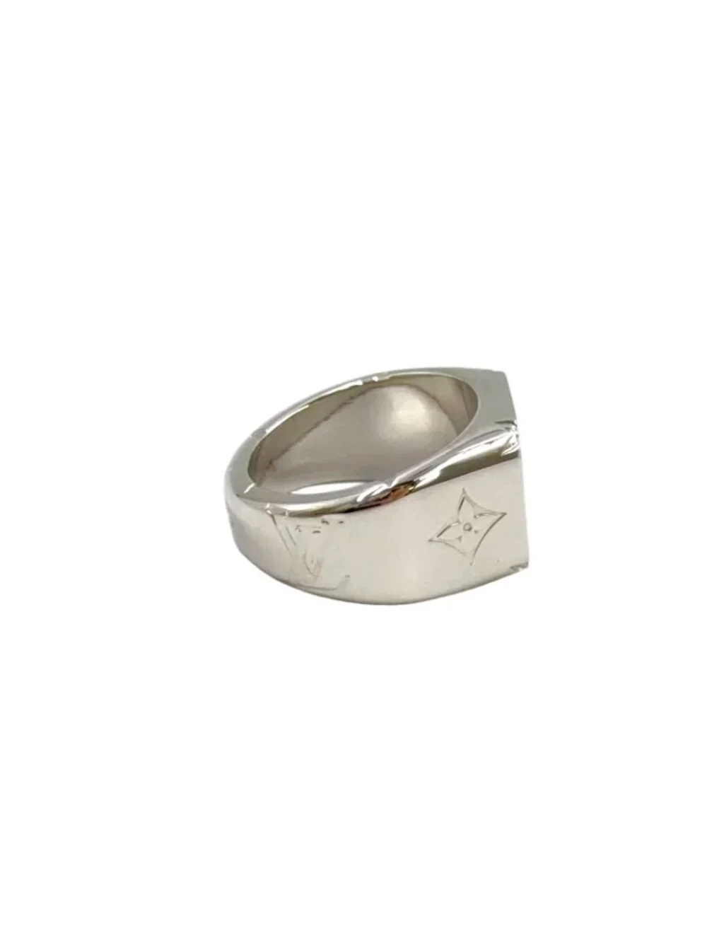 Louis Vuitton Signet Ring Monogram Metal Silver